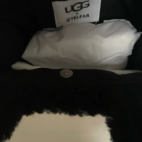 Ugg x Telfar Small Black bag - Picture 6 of 6